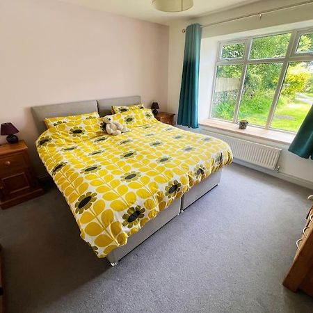 Self-Contained Ensuite Double Or Twin Bedroom In Pentir Bangor  Luaran gambar